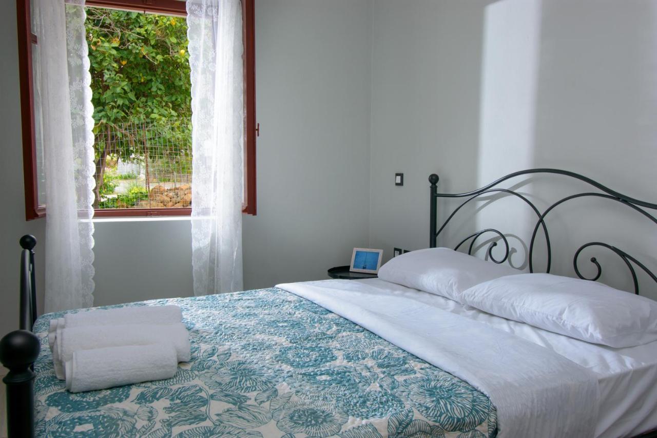 Pavlakis Lemon-Tree House Villa Elounda  Exterior photo